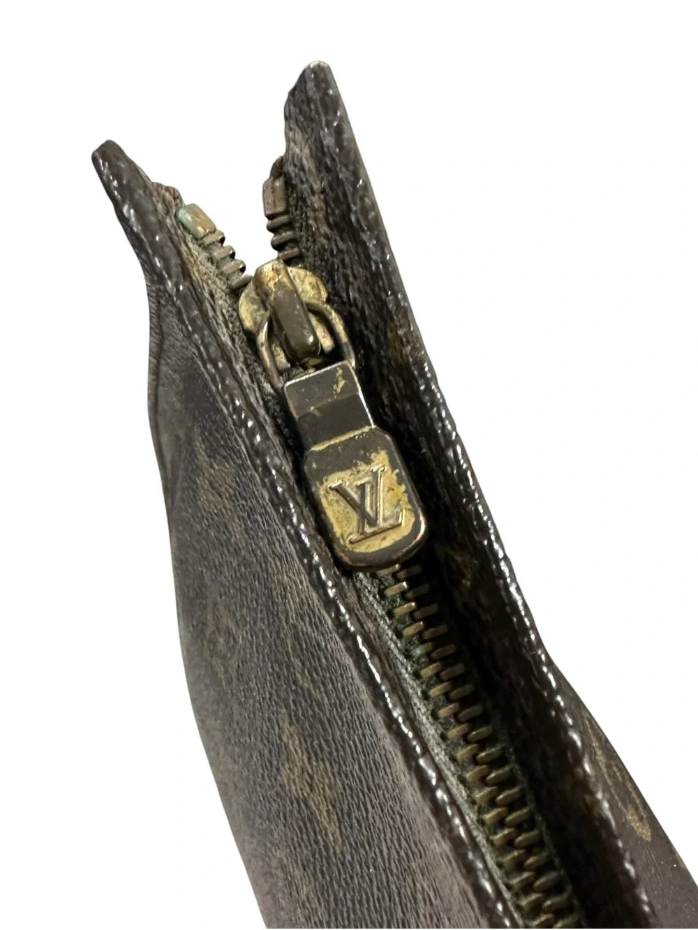 Louis Vuitton Monogram Leather Vintage 1980’s Toiletry 26 Clutch Bag